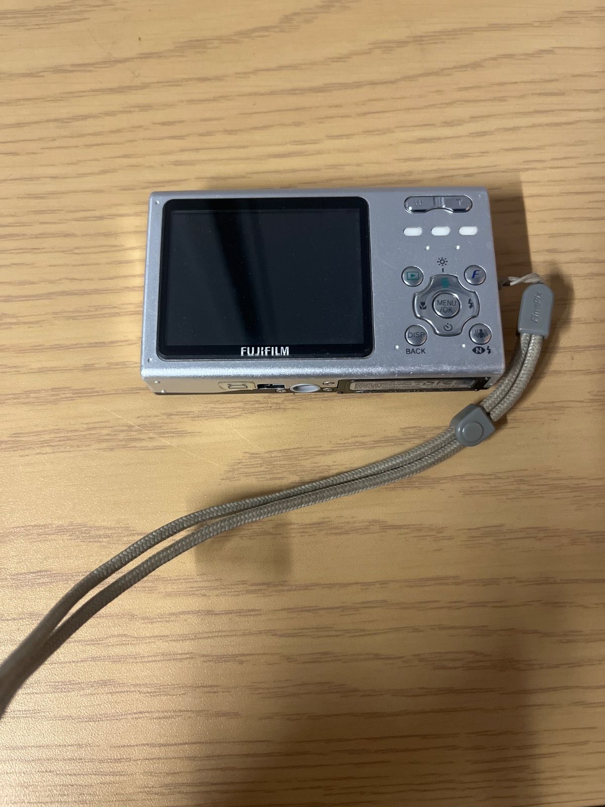 コンパクトデジタルカメラ FinePix Z5fd FUJIFILM 動作不明 - メルカリ