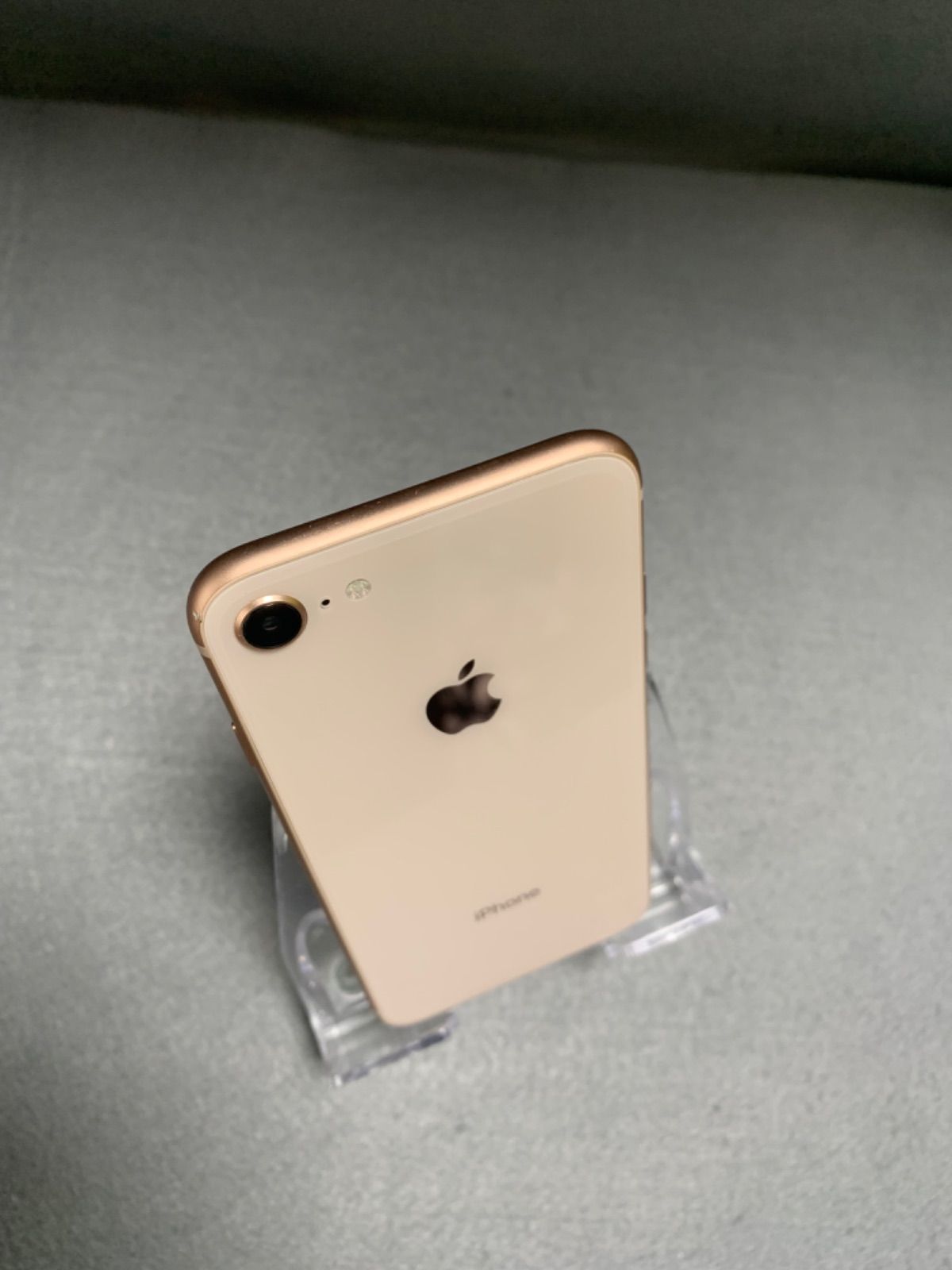 美品 iPhone8 64GB ゴールド SIMフリー 中古 本体 iPhone8 64GB ゴールド SIMフリー 美品 付属品は未使用品｜Yahoo