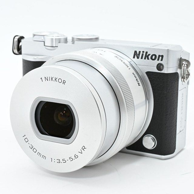 美品＞ Nikon ニコン Nikon1 J5 標準パワーズームレンズキット