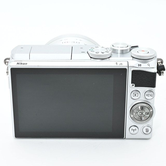 美品＞ Nikon ニコン Nikon1 J5 標準パワーズームレンズキット