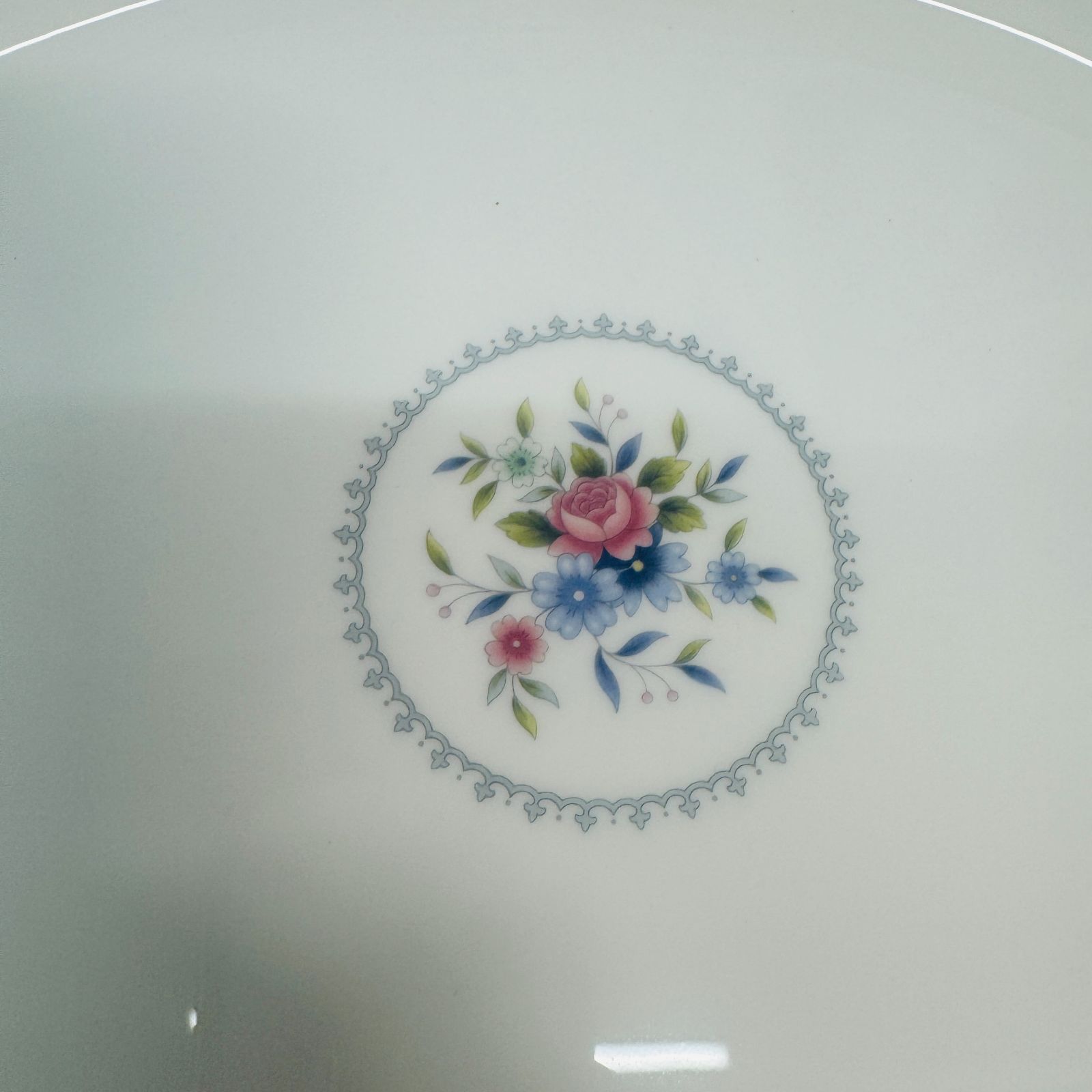 【黒壺美品】ウェッジウッド★オベロン★デザート皿　6枚 黒壺美品】ウェッジウッド☆オベロン☆デザート皿 6枚 1497549831.jpg