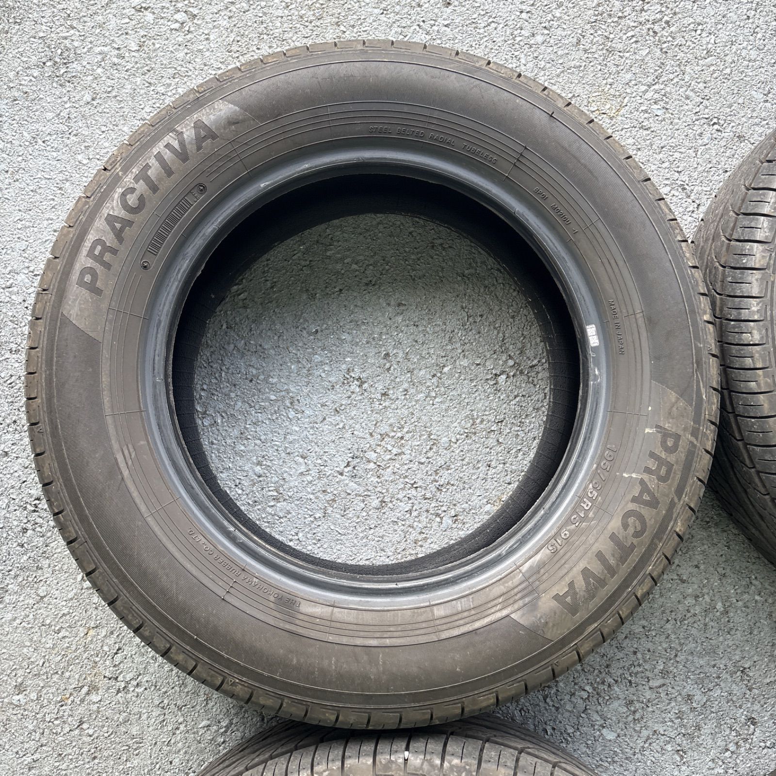 送料無料！！バリ溝】PRACTIVA プラクティバ イエローハット 195/65R15