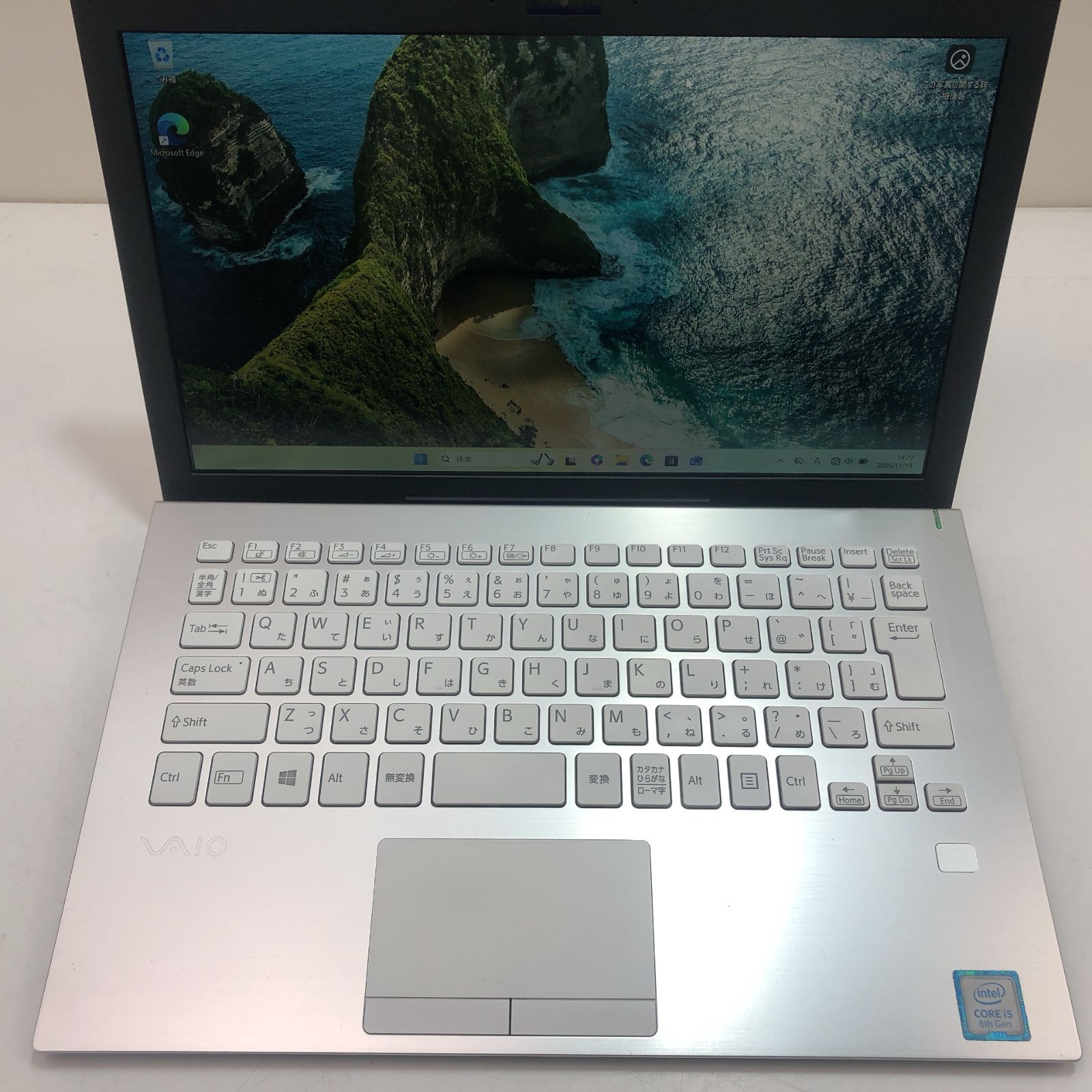VAIO Pro PF VJPF11C11N ホワイト メモリ8GB/SSD256GB Windows 11 薄型