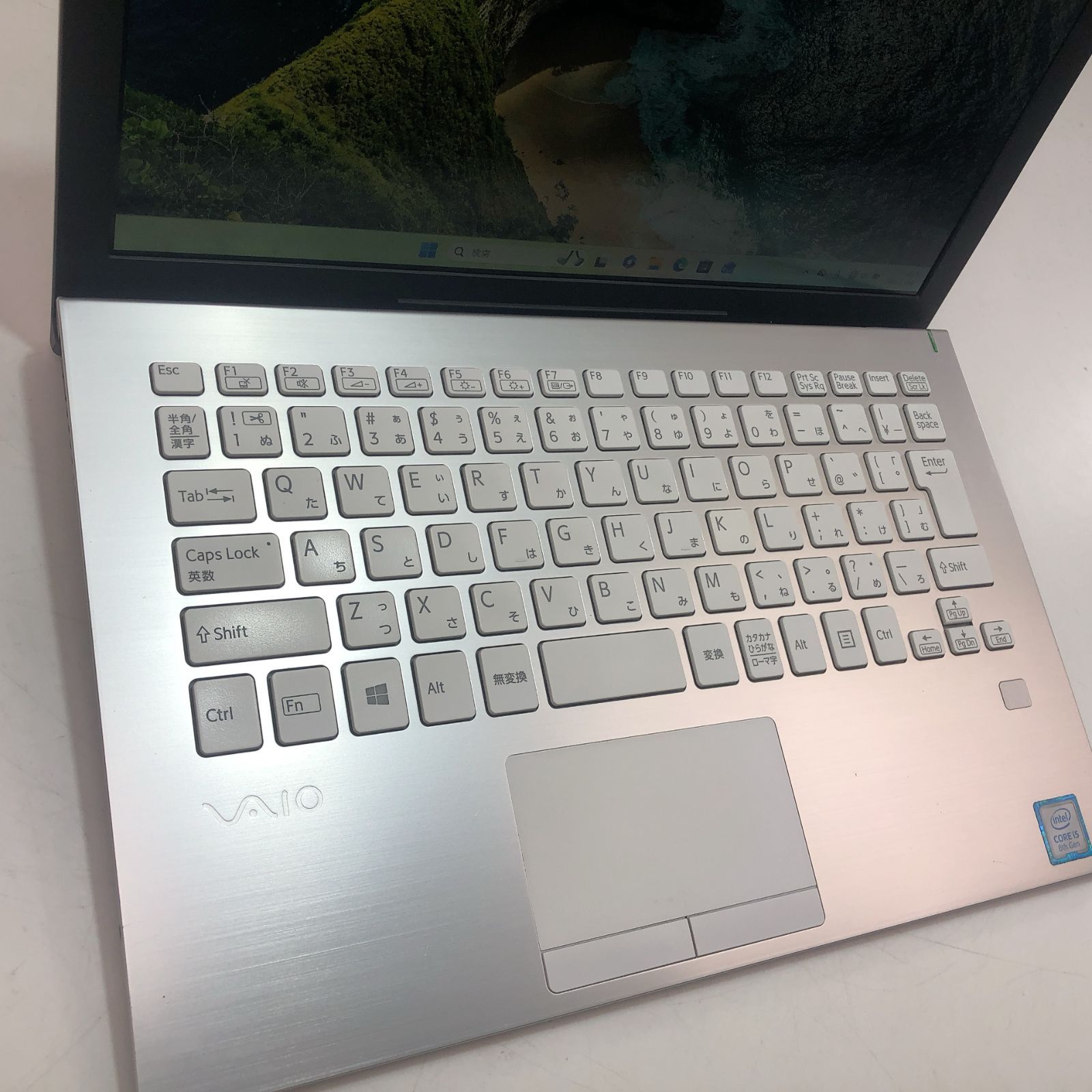 VAIO Pro PF VJPF11C11N ホワイト メモリ8GB/SSD256GB Windows 11 薄型