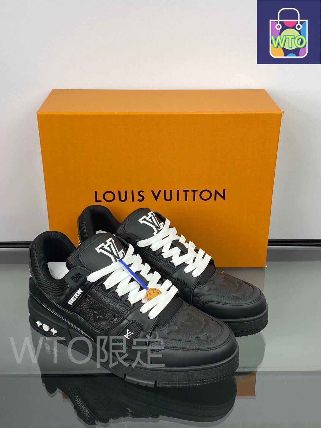 Louis Vuitton スニーカー 黒　26cm 購入前コメント必要 Louis Vuitton スニーカー 黒 26cm 購入前コメント必要