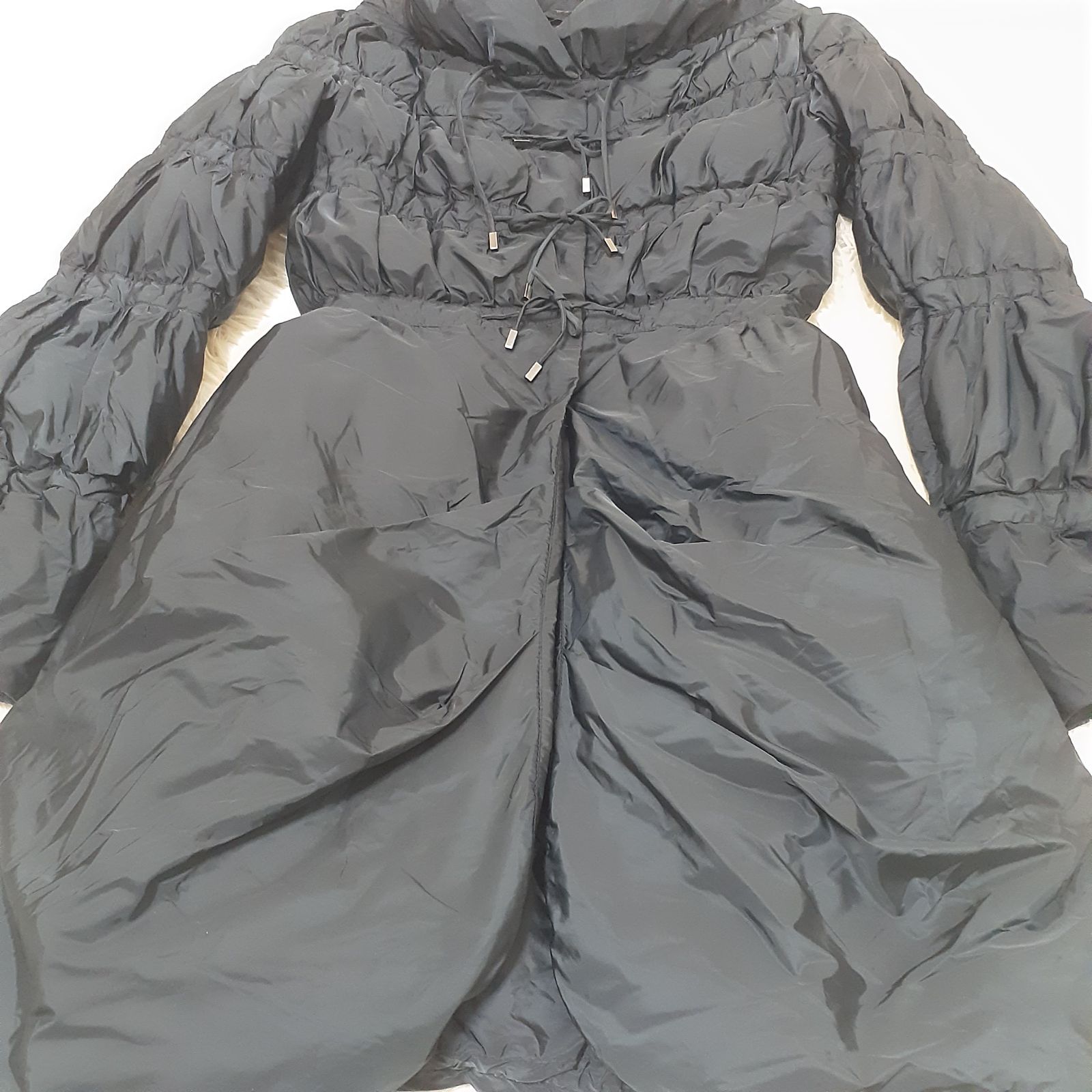 美品✨高級　ERMAANNO SCERVINO 黒　ダウンコート　ベロア　42 美品✨高級 ERMAANNO SCERVINO 黒 ダウンコート ベロア 42 楽天市場