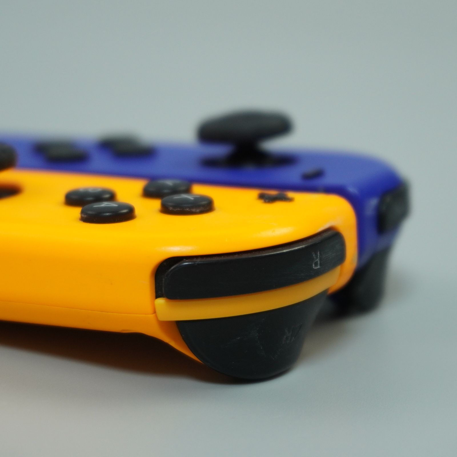 Nintendo switch ジョイコン ブルー オレンジ m213 - メルカリ