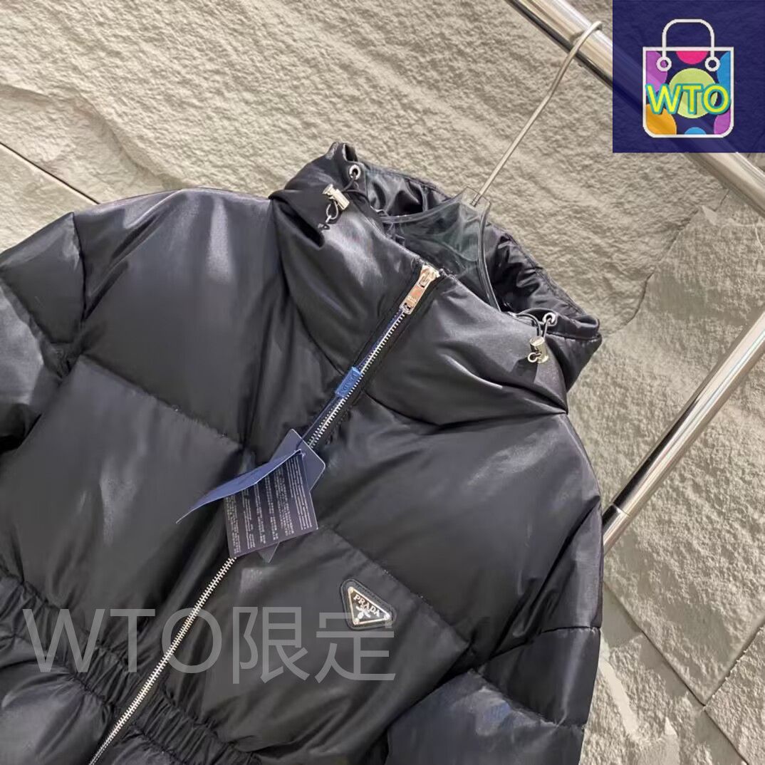 ♥️PRADA♥️ダウンジャケット<<⚠️⚠️期間限定お値下げ中⚠️⚠️>> PRADA (SGH070) 選べるお色 三角ロゴ付きダウンコート (PRADA/ダウン