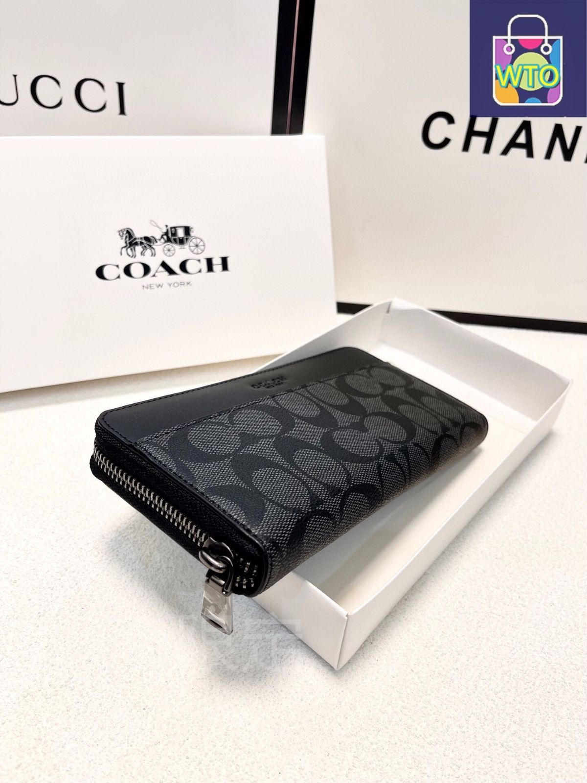 ★最終値下げ　一度試着に着ただけ　coachのセットアップ　バラ売りも可能です。 ☆最終値下げ 一度試着に着ただけ coachのセットアップ バラ売りも可能