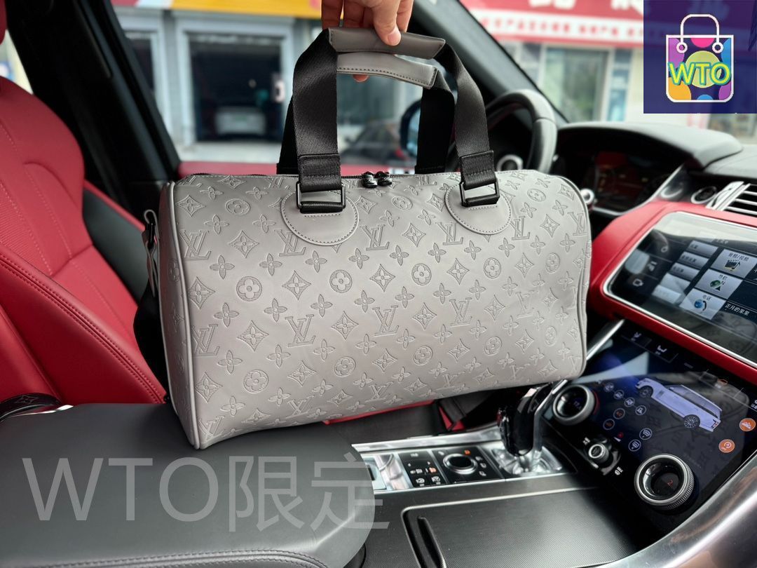 Louis Vuittonトラベルバッグ/ハンドバッグ、バックパック、小銭入れ