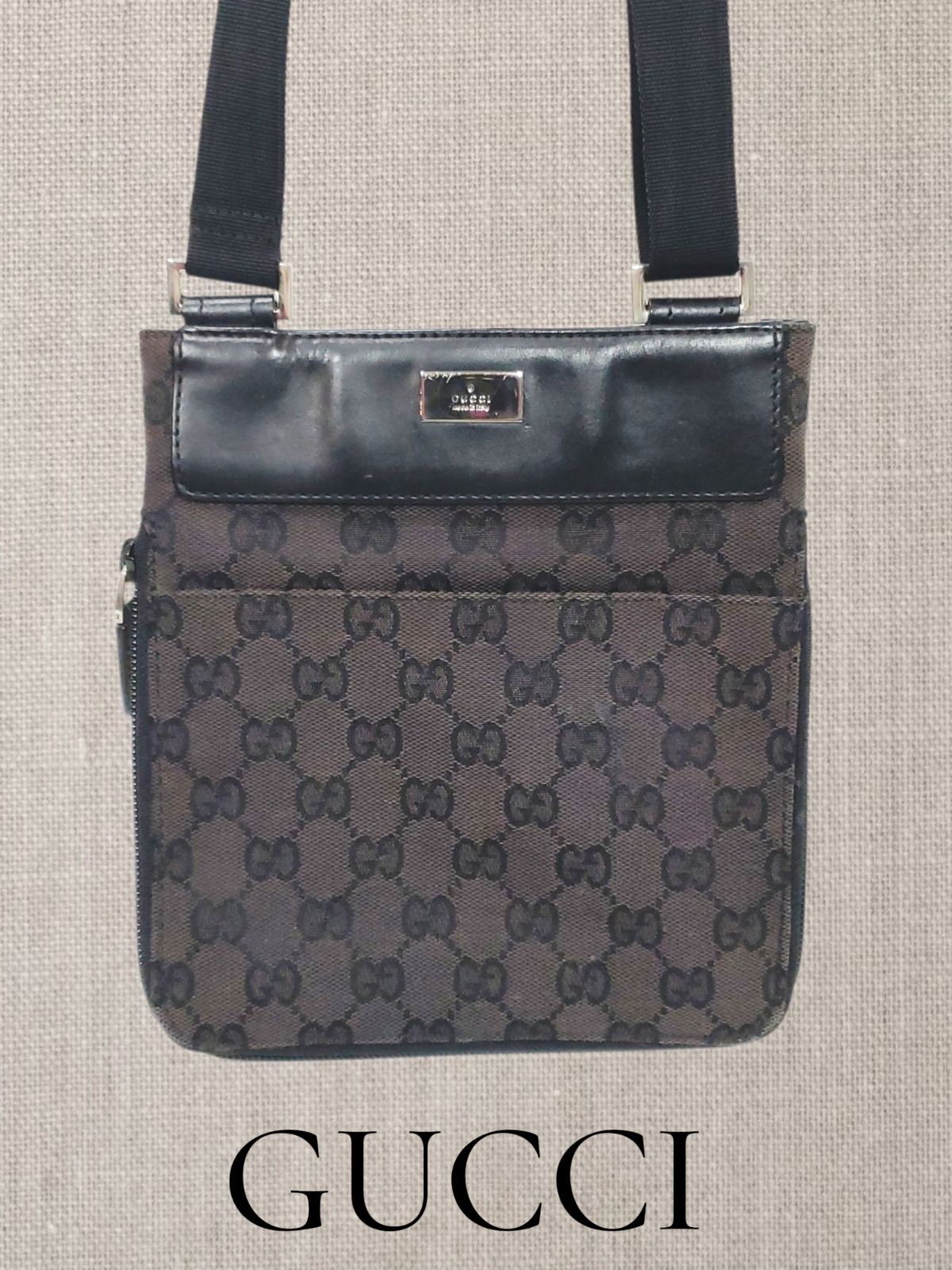 美品【GUCCI】グッチ GGキャンバス ショルダーバッグ クロスボディ 