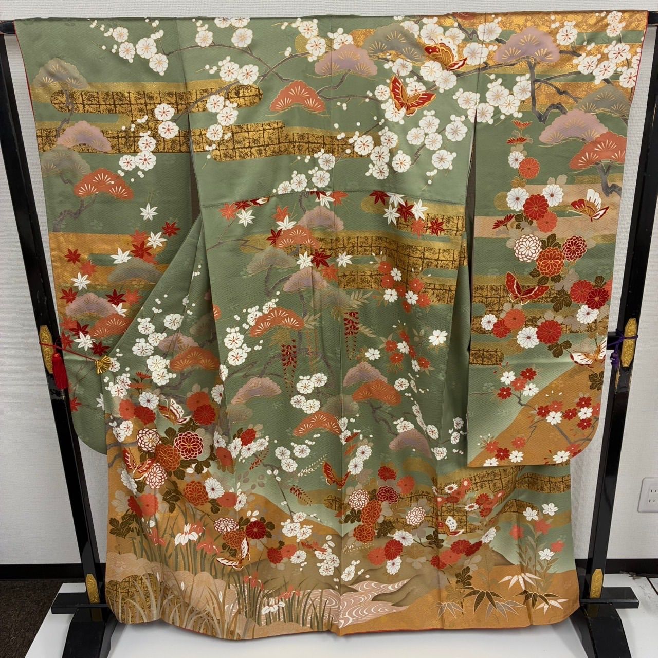 振袖 金駒刺繍 華やかな染め 豪華金彩 正絹 着物 MK-1268 - メルカリ