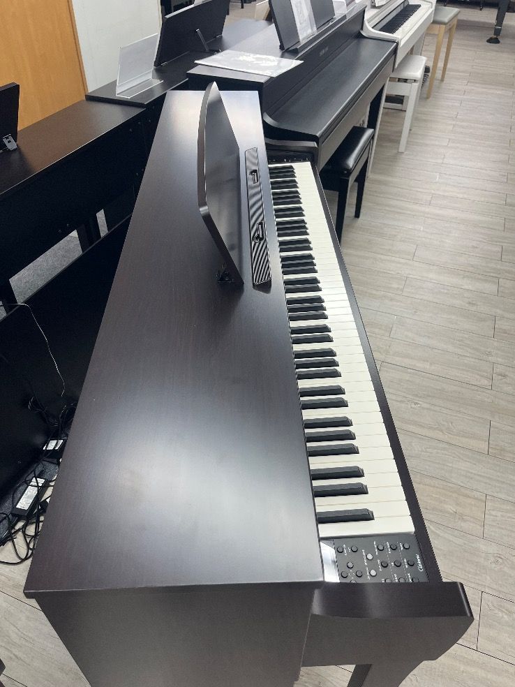 ★75448【電子ピアノ】YAMAHA　CLP735R　21年製 ☆75448【電子ピアノ】YAMAHA CLP735R 21年製 - メルカリ