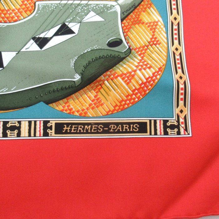 HERMES エルメス カレ90 スカーフ Au Son du Tam Tam 『タムタムの音に