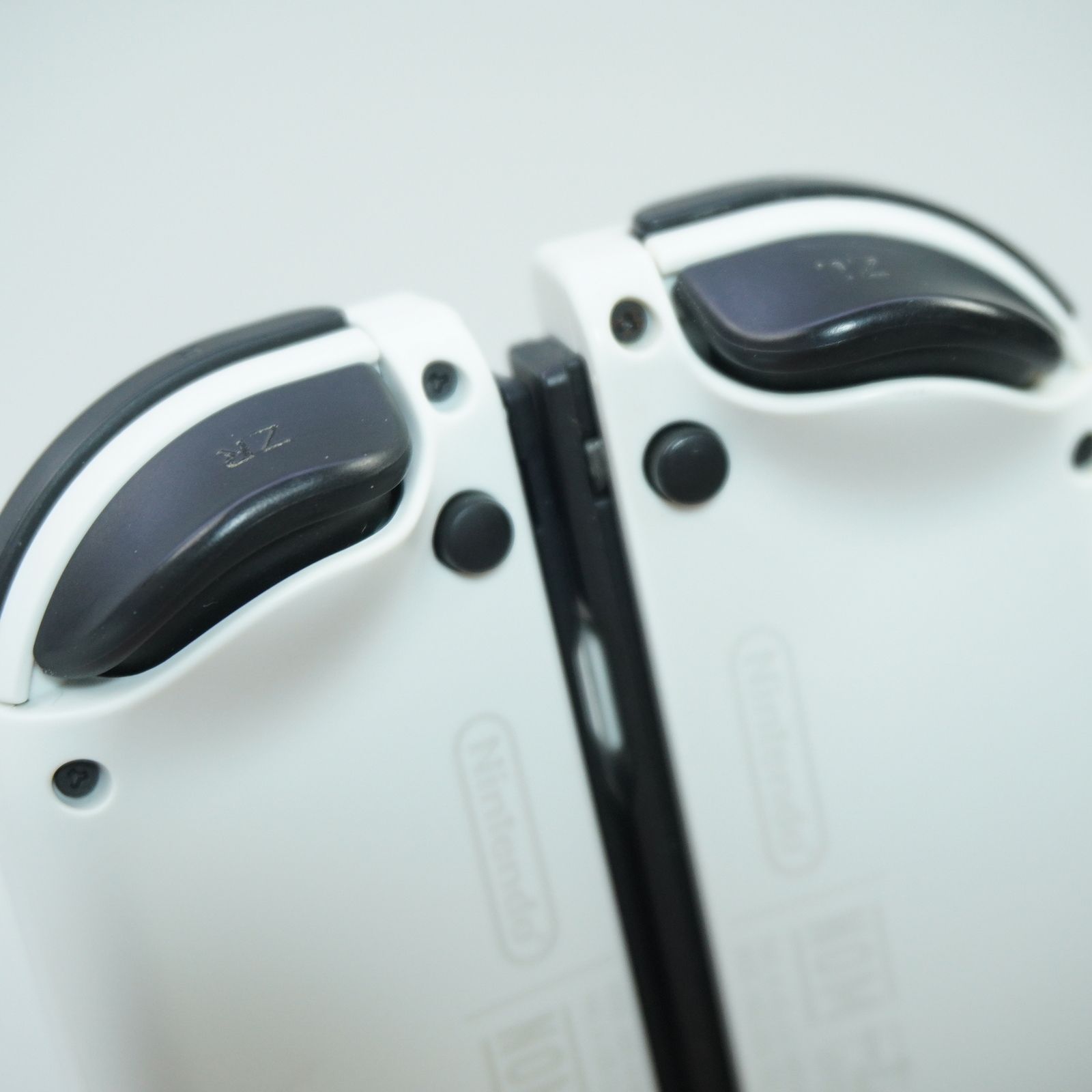 Nintendo switch ジョイコン ホワイト m216 - メルカリ