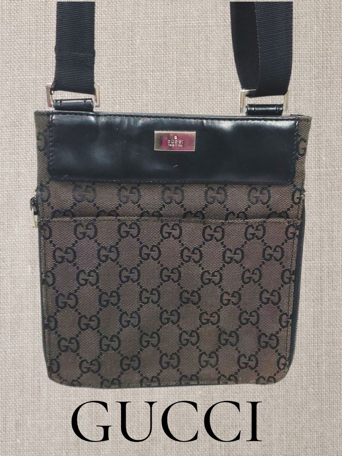 美品【GUCCI】グッチ GGキャンバス ショルダーバッグ クロスボディ