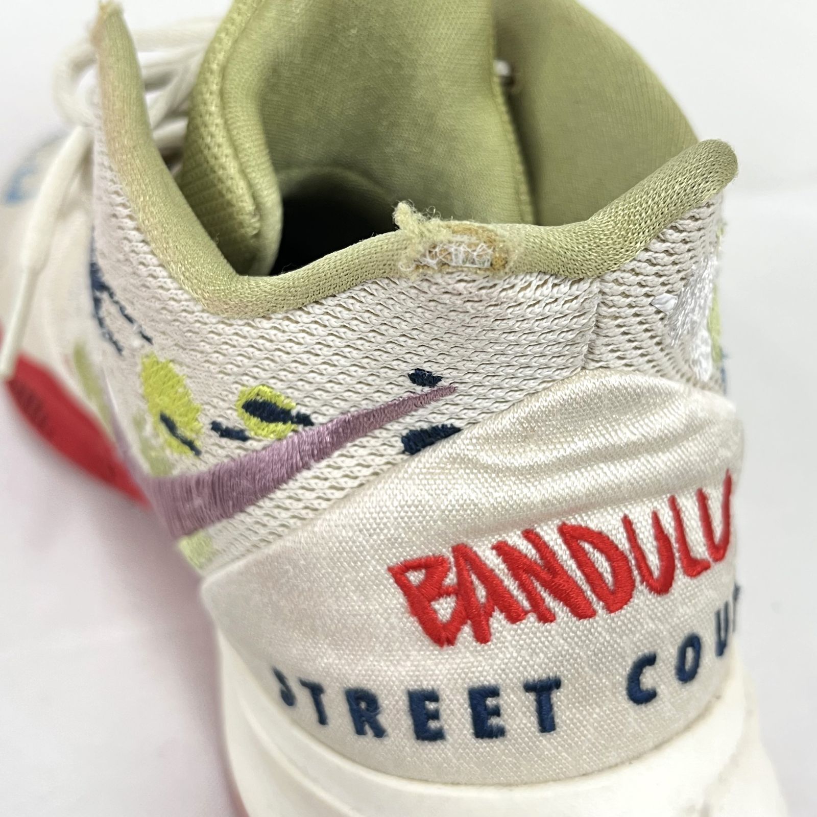 ナイキ カイリー5 EP バンデュール 27cm ナイキ カイリー5 EP バンデュール 27cm ナイキ × バンデュール