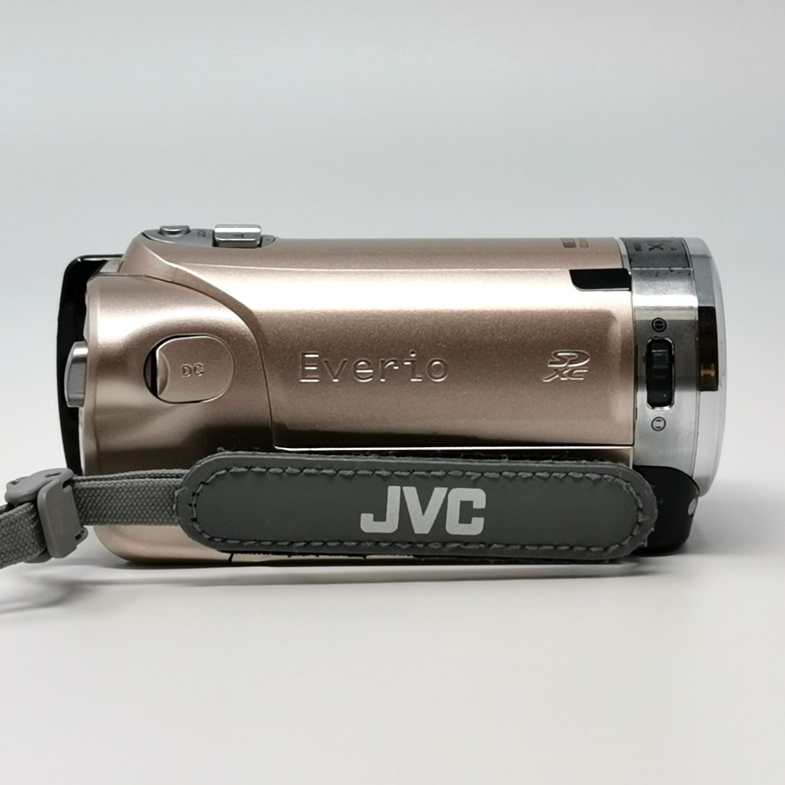 カメラ JVC ビデオカメラ Everio シルバー