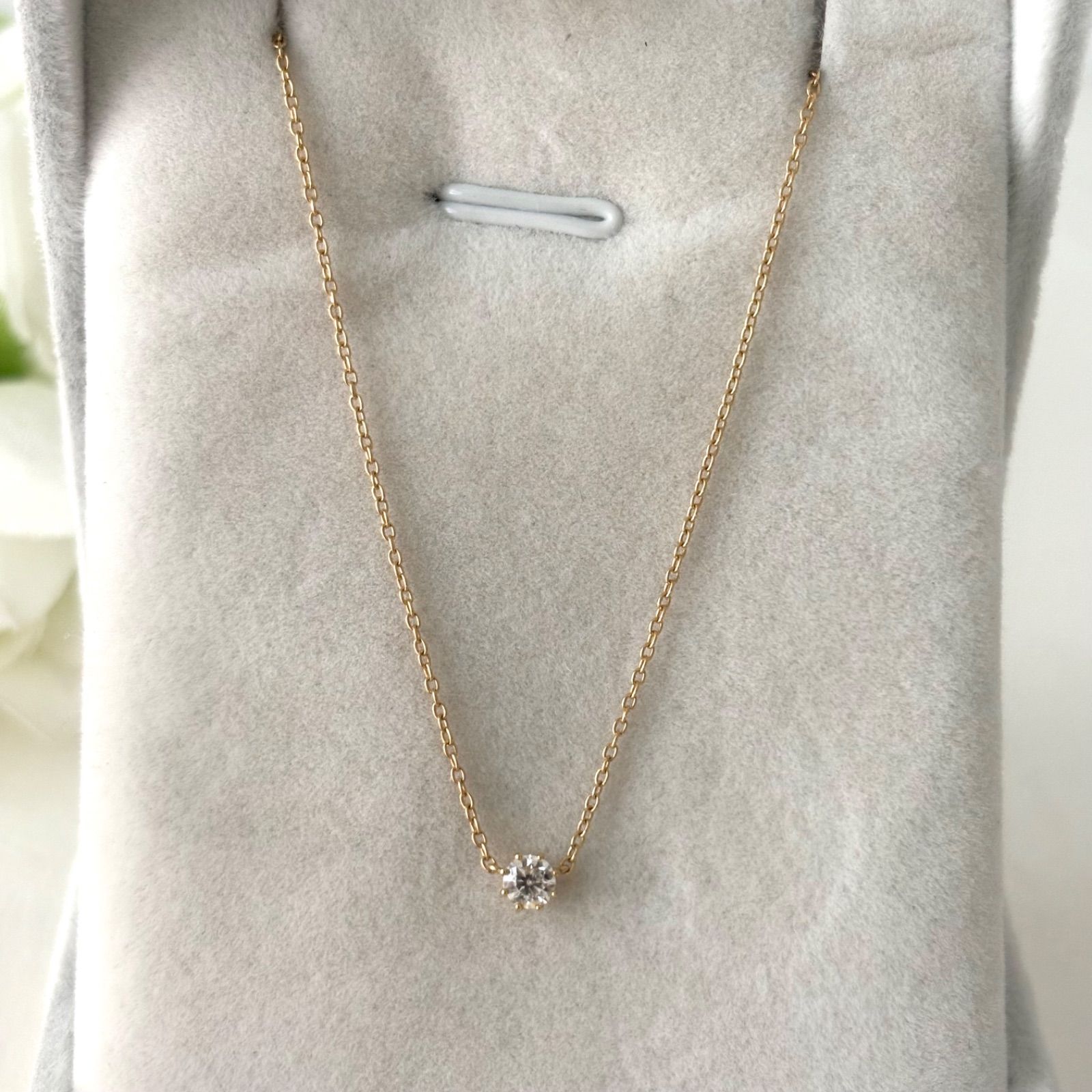 013【アーカー】K18 一粒 ダイヤモンド 0.15ct ソルティアラウンド