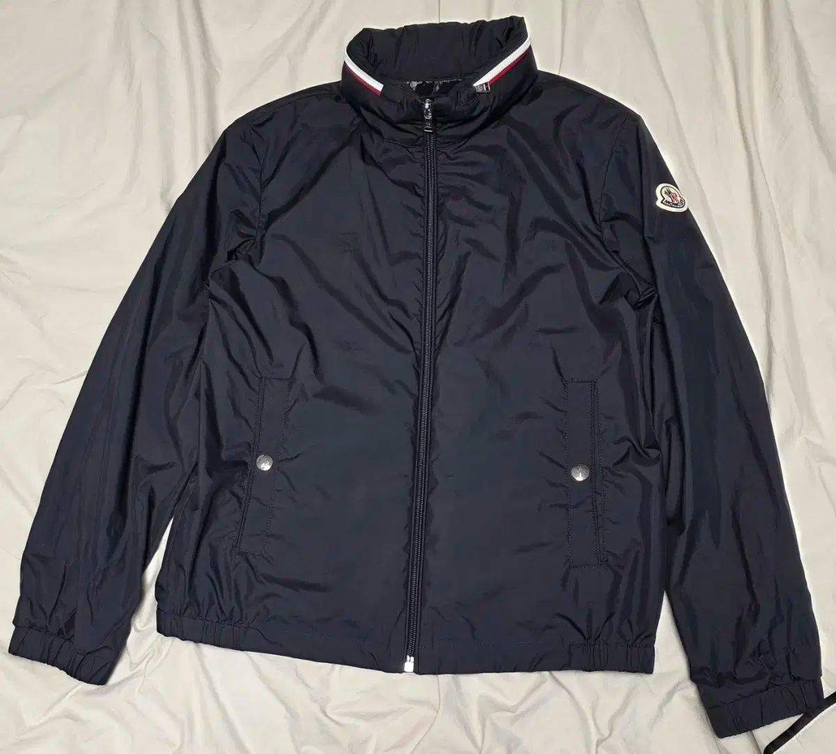 モンクレール MONCLER ネイビー ウィンドブレーカー　12a キッズ 楽天市場】【MONCLER/モンクレール/VIENNE/ヴィエネ/ナイロン