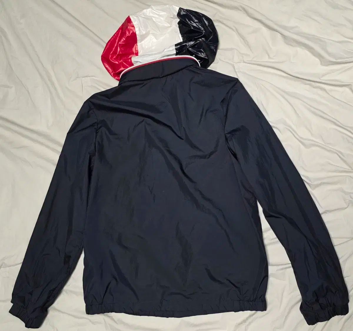 23ssモンクレールキッズ ネイビー フード ウィンドブレーカー 12a