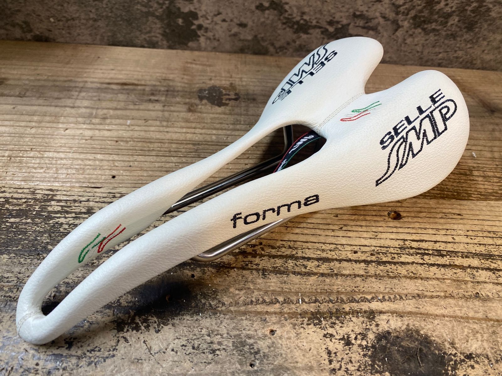 JP076 SELLE SMP FORMA サドル 白 137mm - メルカリ