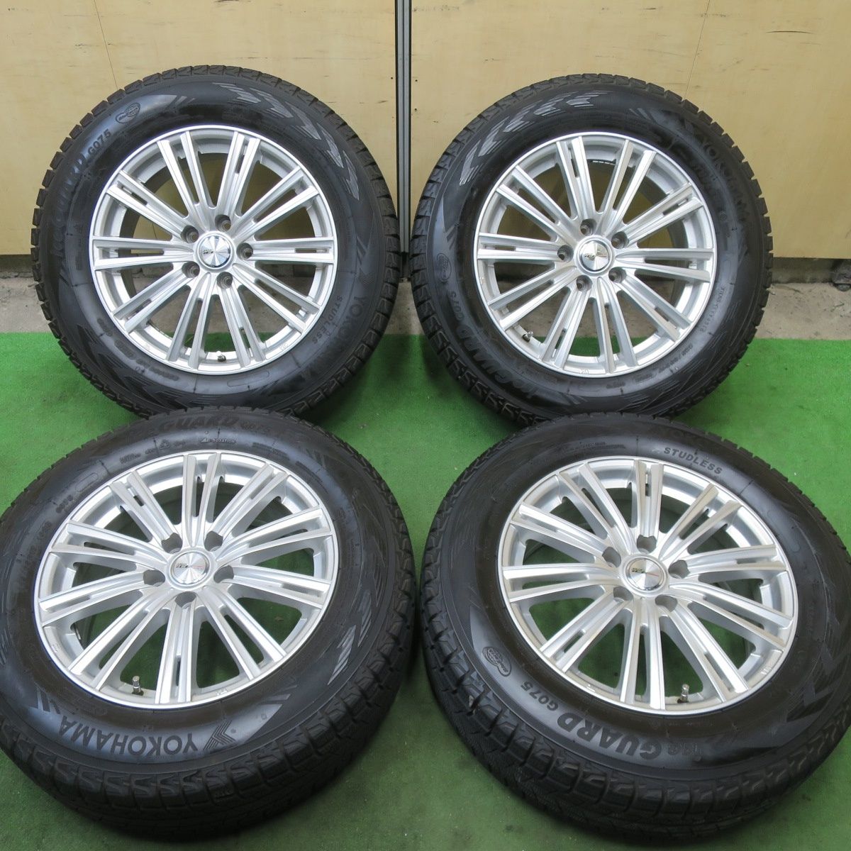 バリ溝！キレイ！9分☆スタッドレス 225/65R17 ヨコハマ アイスガード