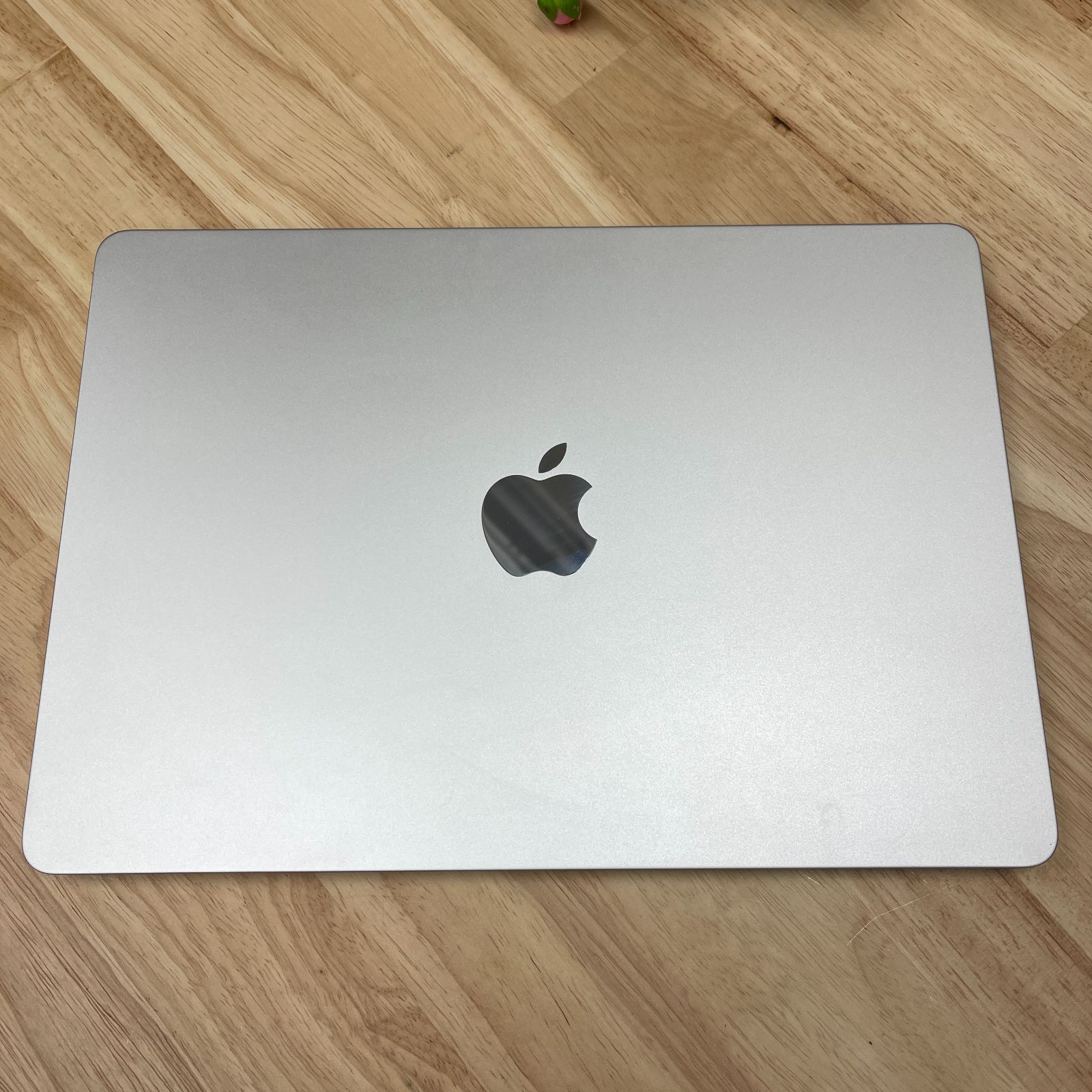 MacBook Air 13.6 M2 256GB スターライト Aランク - メルカリ