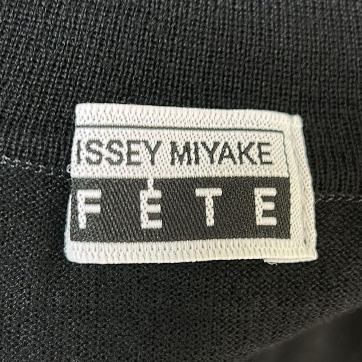 ISSEY MIYAKE FETE(イッセイミヤケフェット) 長袖セーター サイズ2 M