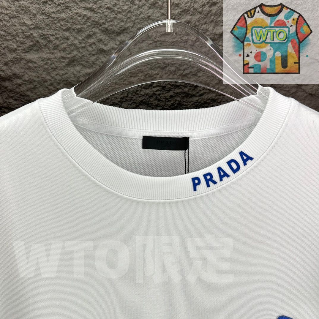 PRADA 2025新作 トライアングルロゴ クルーネックスウェット [本日特価