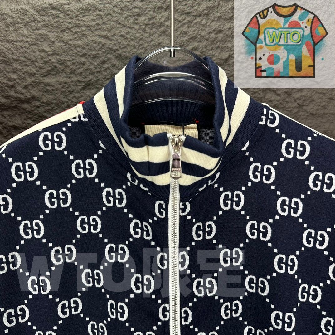 G*︎様 GUCCI GG ロゴパターン ジャケット ネイビー　M 本日限定特価】Gucci メンズ＆レディース ジップアップジャケット