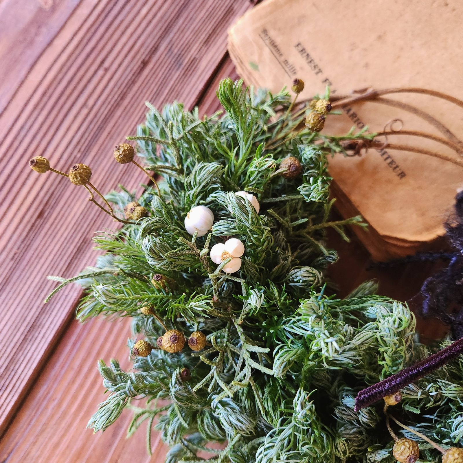 三日月クレッセントリース　ドライフラワーアレンジ　リース ホワイトグリーン 🎄クリスマスグリーンハーフリース〗ドライフラワー Xmas 三日月