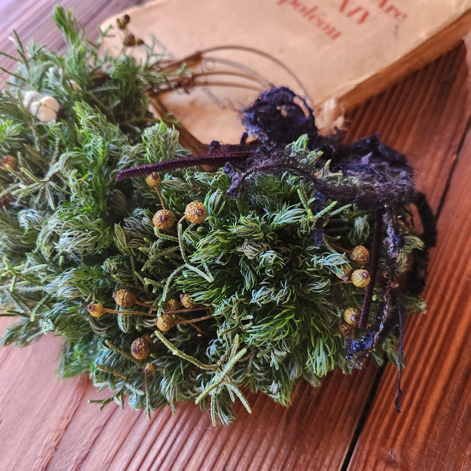 三日月クレッセントリース　ドライフラワーアレンジ　リース ホワイトグリーン 三日月クレッセントリース ドライフラワーアレンジ リース ホワイト