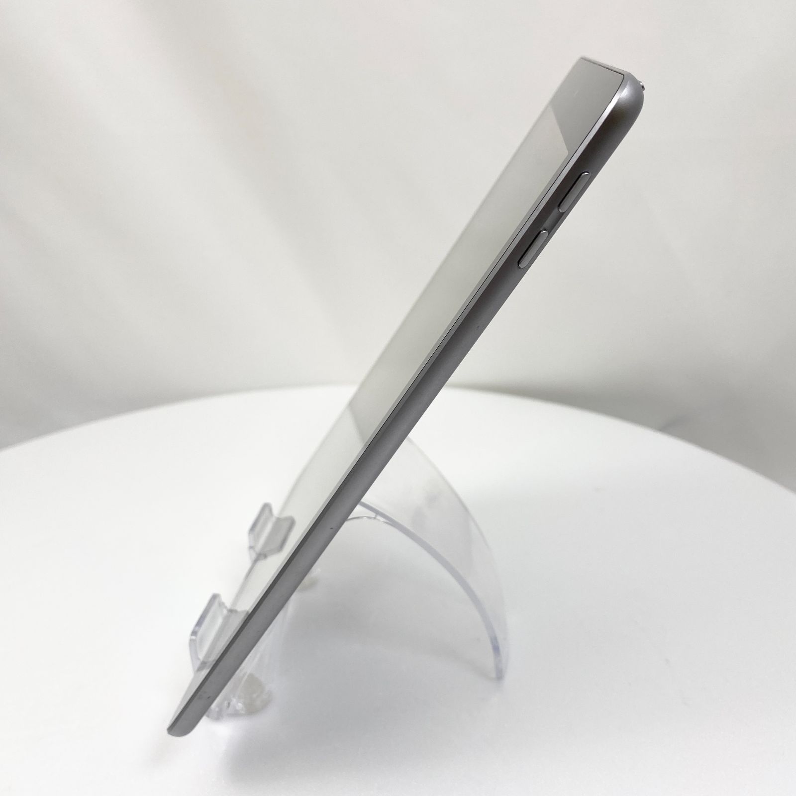 Apple iPad 第6世代 Wi-Fi 32GB スペースグレイ Jランク - メルカリ