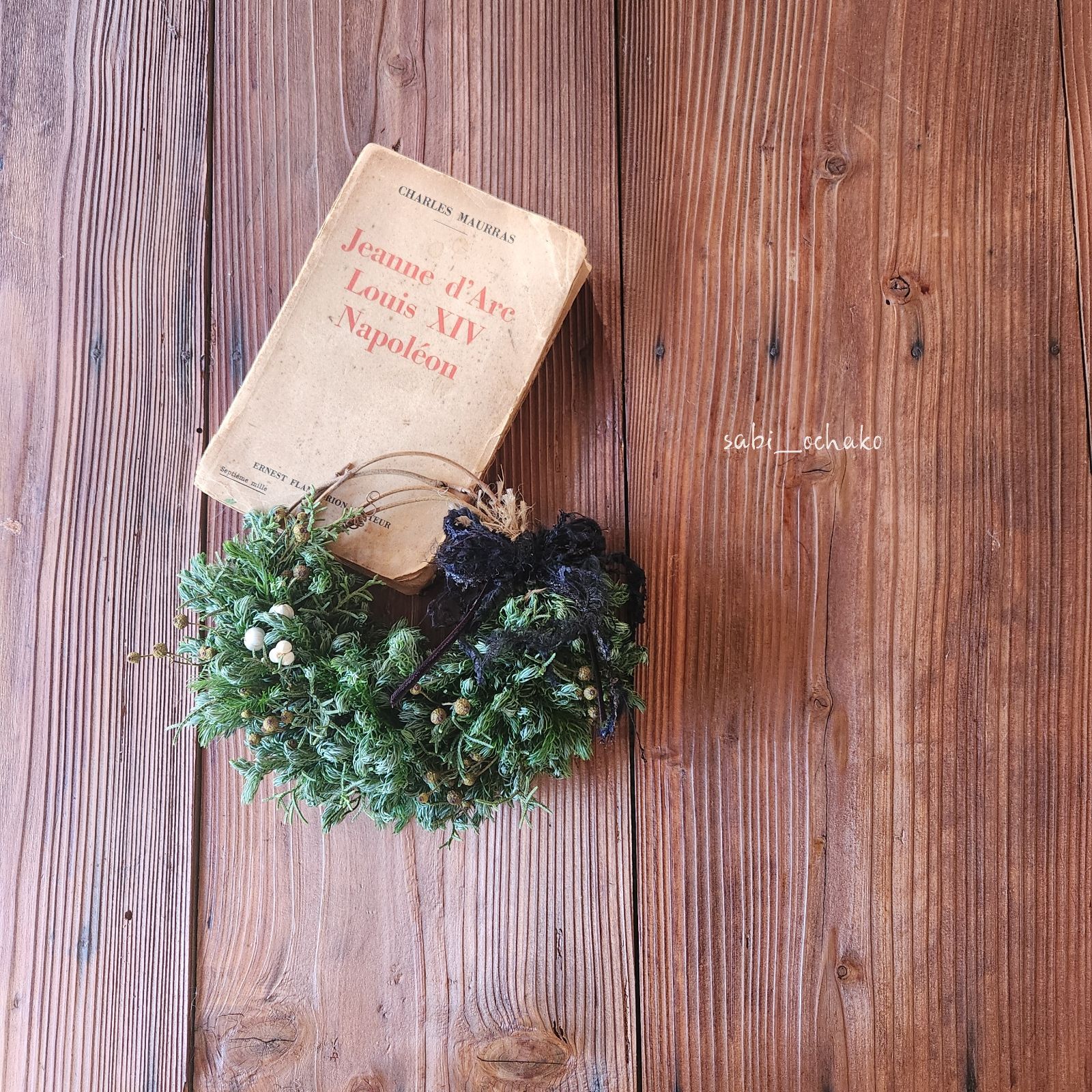 三日月クレッセントリース　ドライフラワーアレンジ　リース ホワイトグリーン 🎄クリスマスグリーンハーフリース〗ドライフラワー Xmas 三日月