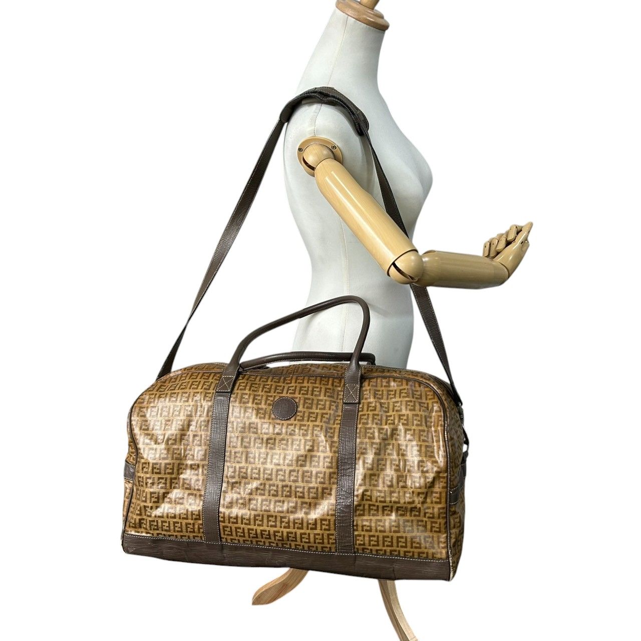 フェンディ FENDI ボストンバッグ 2WAY ショルダーバッグ ズッカ柄 FF