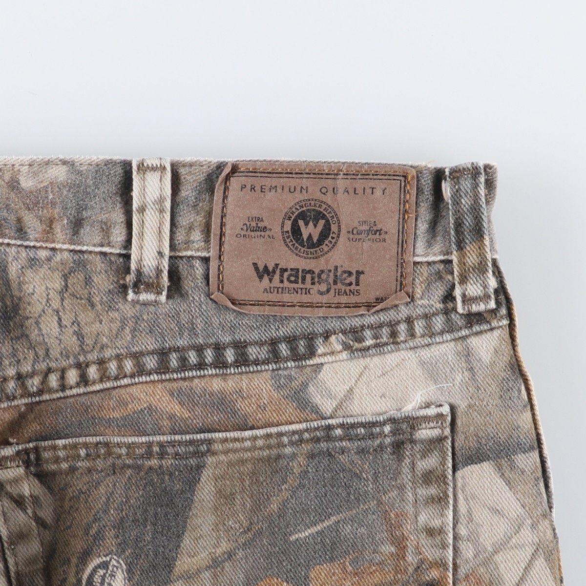 古着 ラングラー 迷彩 リアルツリーカモ 総柄 ダブルニー デニムパンツ W40 Wrangler（ラングラー）の「【ヴィンテージ古着】Wrangler/ラングラー