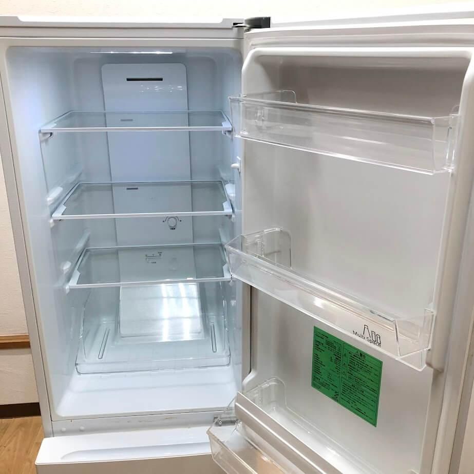 冷蔵庫　富山県内 ss8095 【中古】 ヤマダ 冷蔵庫 YRZ-F17H1 179L ホワイト 2ドア 右開き