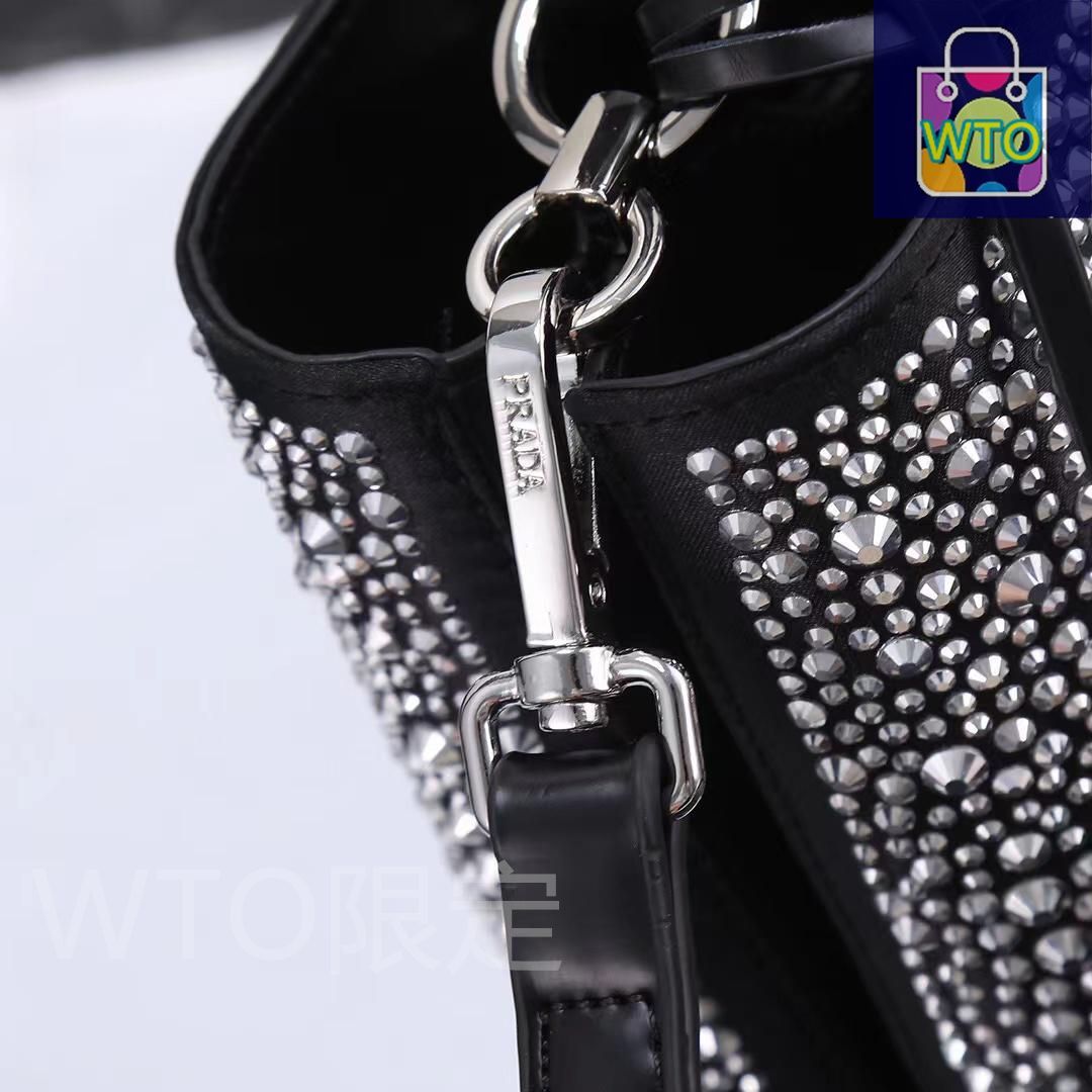 プラダ PRADA ショルダーバッグ｜本日限定特価｜新品未使用 - メルカリ