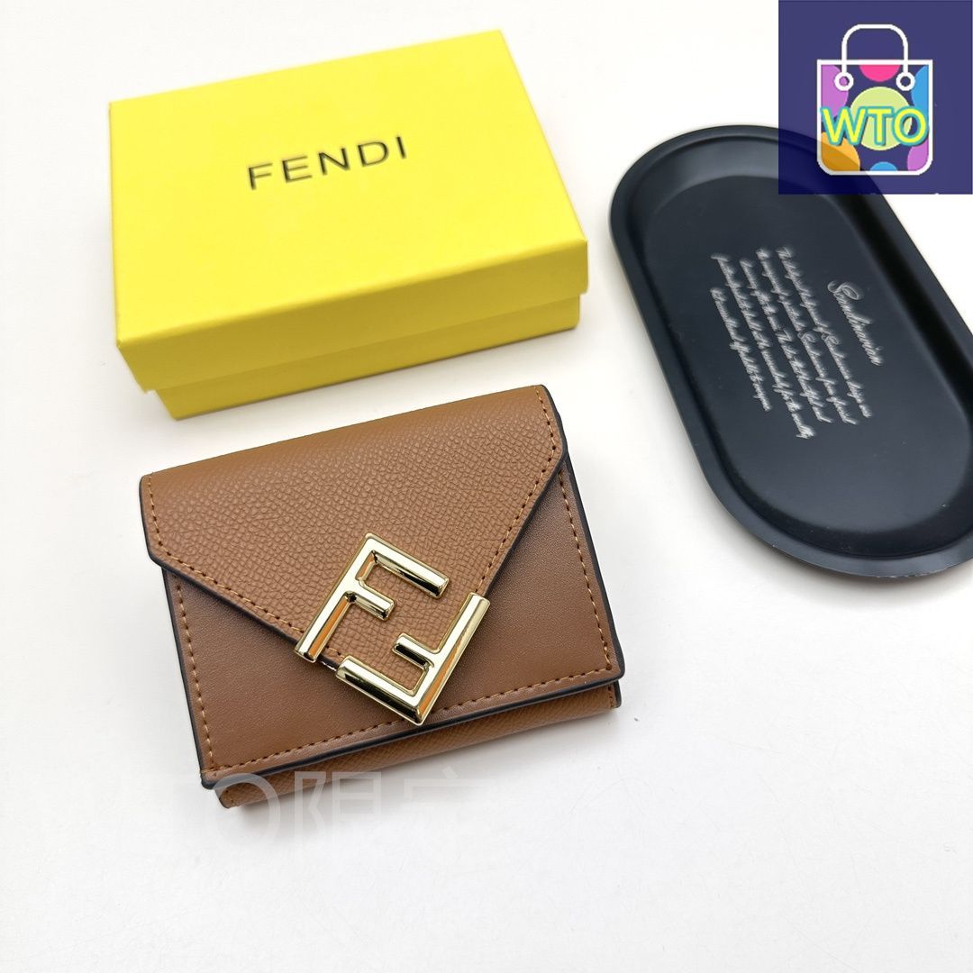 FENDI コンパクトウォレット バゲット ズッカ 三つ折り財布 コンパクトウォレット キャンバス