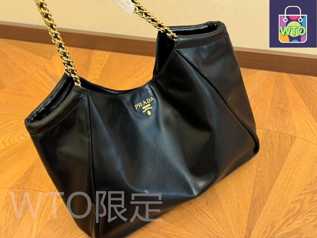 PRADA ショルダーバッグ カラメル+黒 PRADA ショルダーバッグ 黒 BT0541 Nylon Leather – VALTIQUE VINTAGE