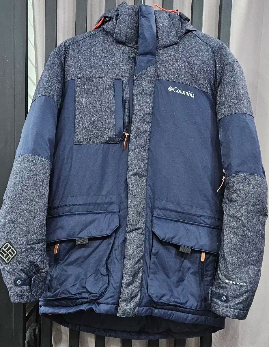 【クリーニング済】Columbia ダウンジャケット オムニヒート ネイビーXL Columbia フード付きダウンジャケット ネイビー Lサイズ Columbia