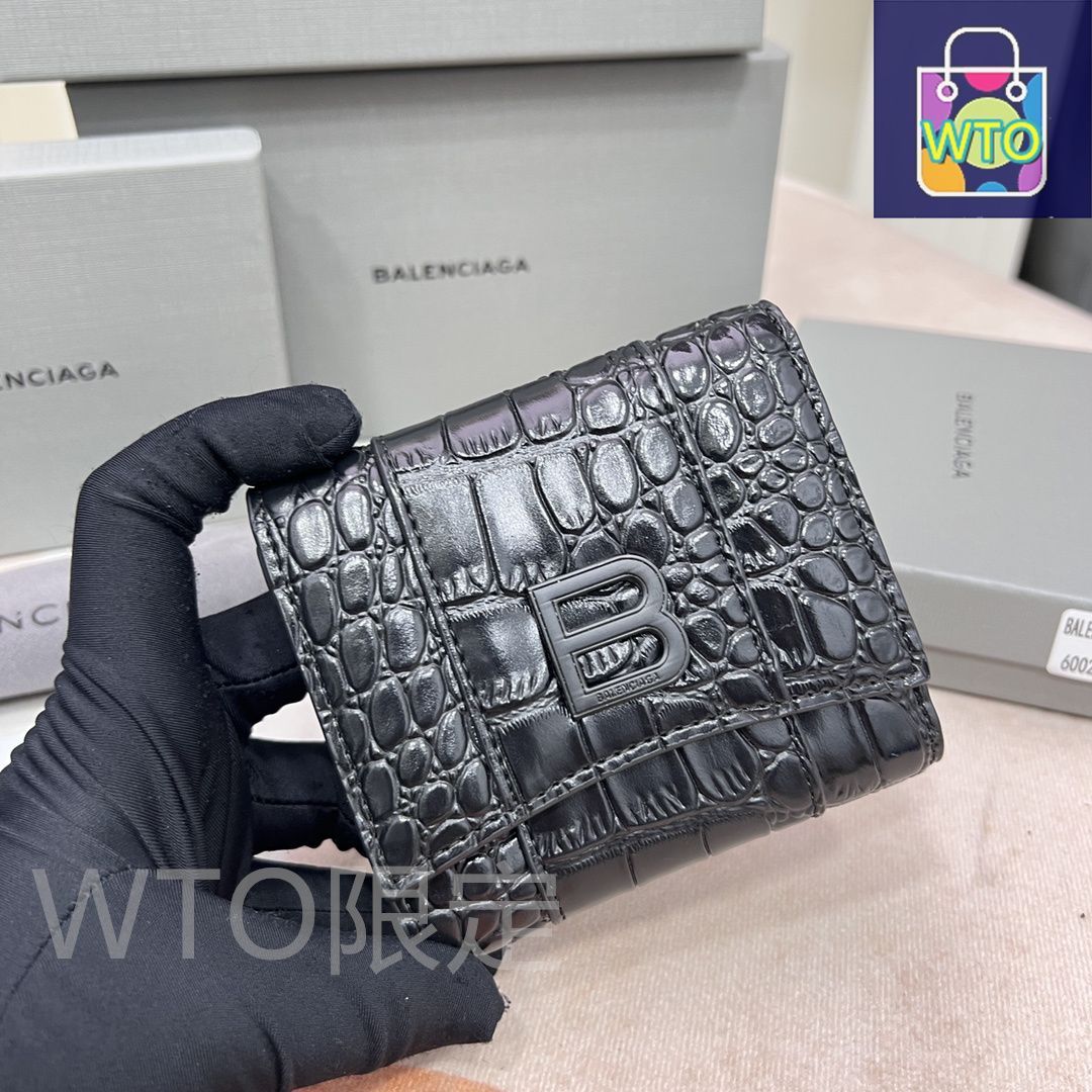 今日特価】Balenciaga ミニウォレット, シャイニークロコダイル