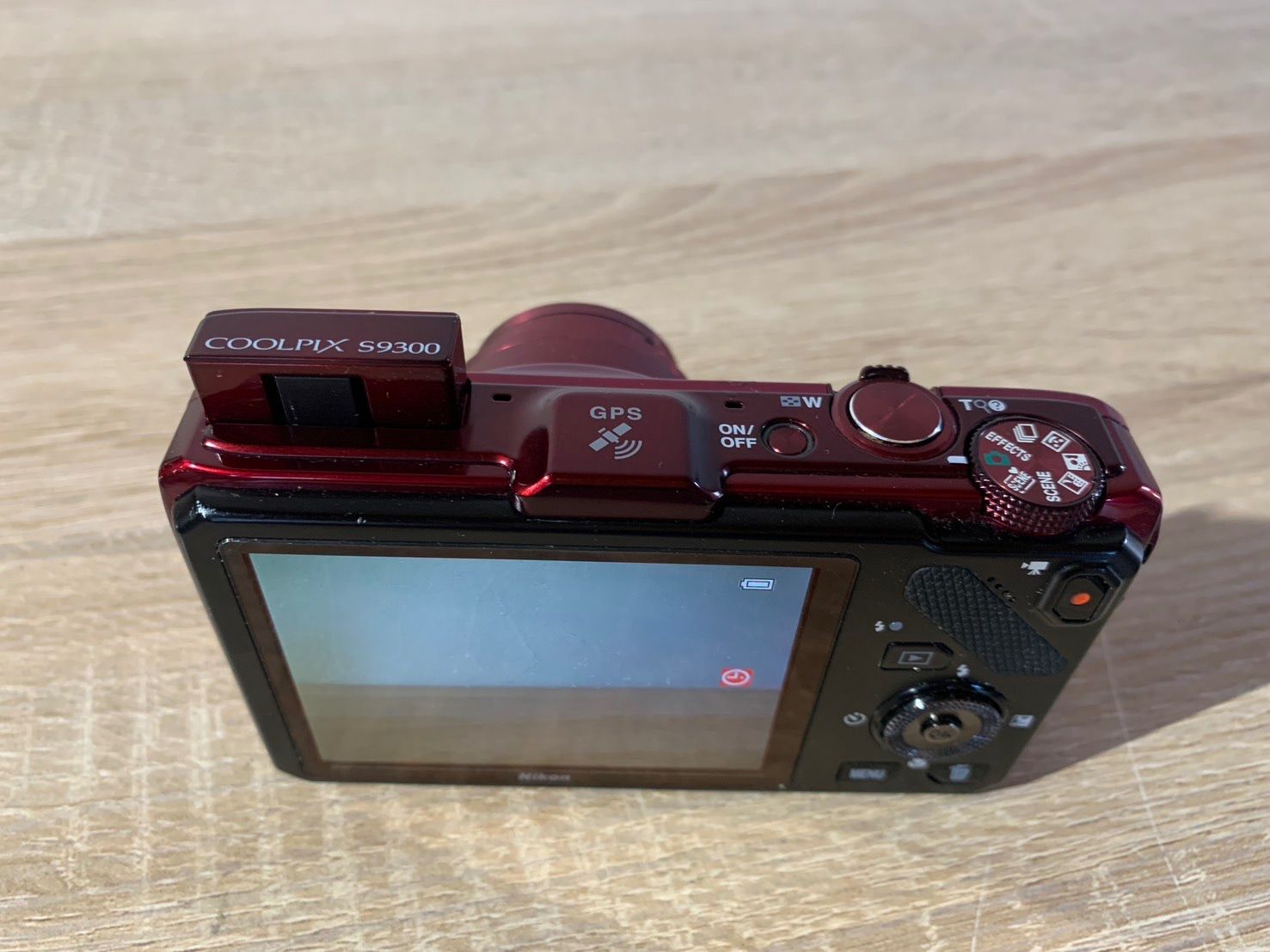 6598 Nikon COOLPIX S9300 レッド デジカメ - メルカリ