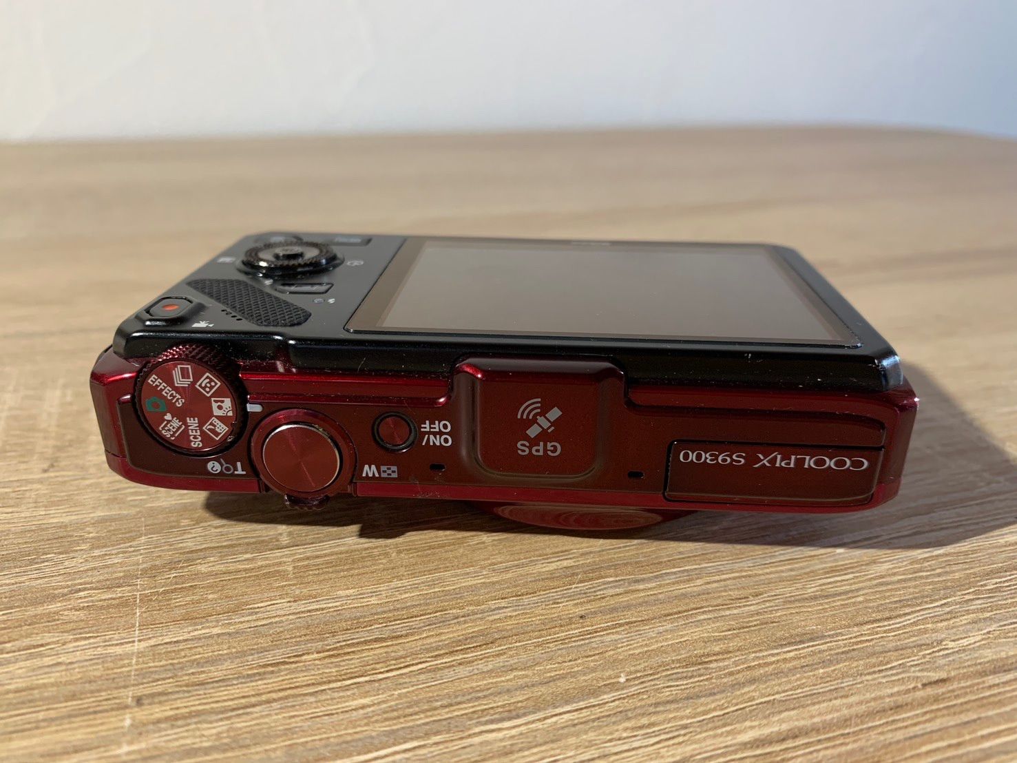 6598 Nikon COOLPIX S9300 レッド デジカメ - メルカリ