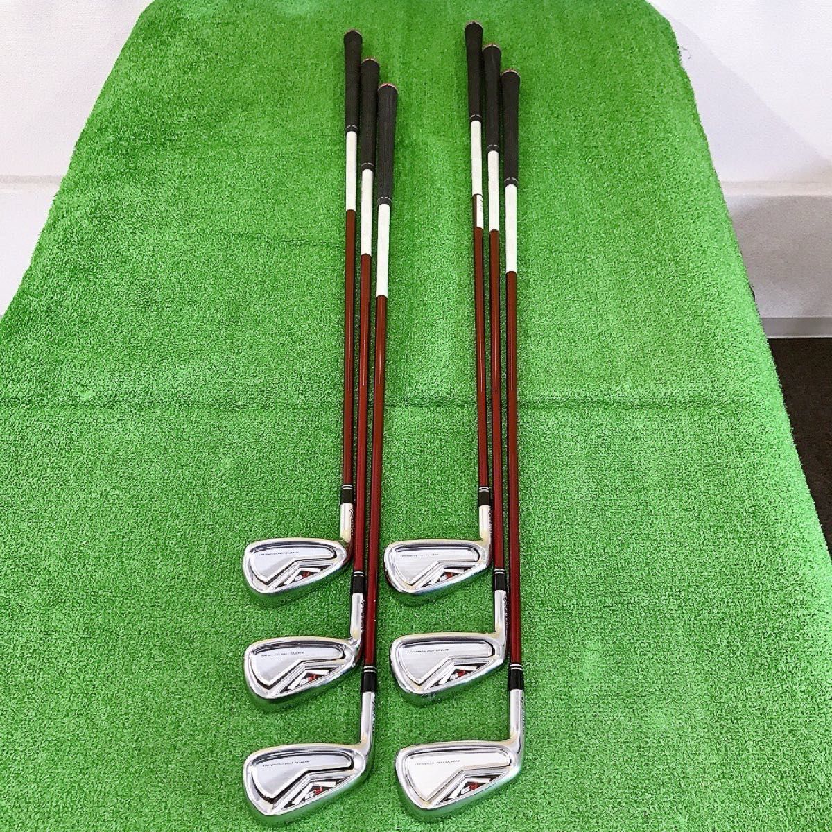 TaylorMade R9 Motore 60 アイアンセット 6本5-P 左用 TaylorMade R9 Motore 60 アイアンセット 6本5-P 左用 口コミ・評価