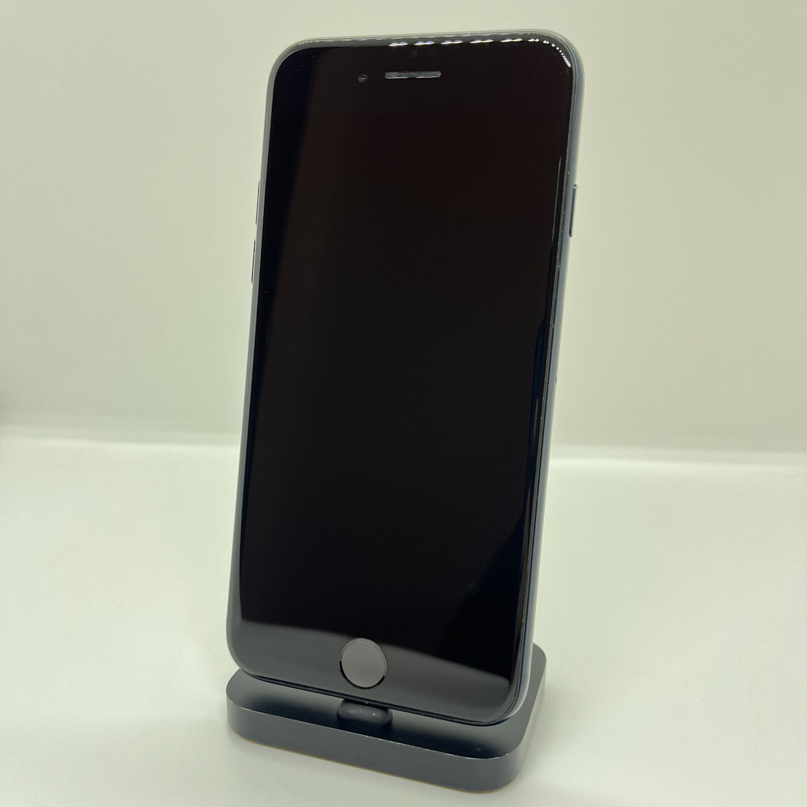 バッテリー最大容量100％】iPhoneSE3 64GB ミッドナイト【SIMロック