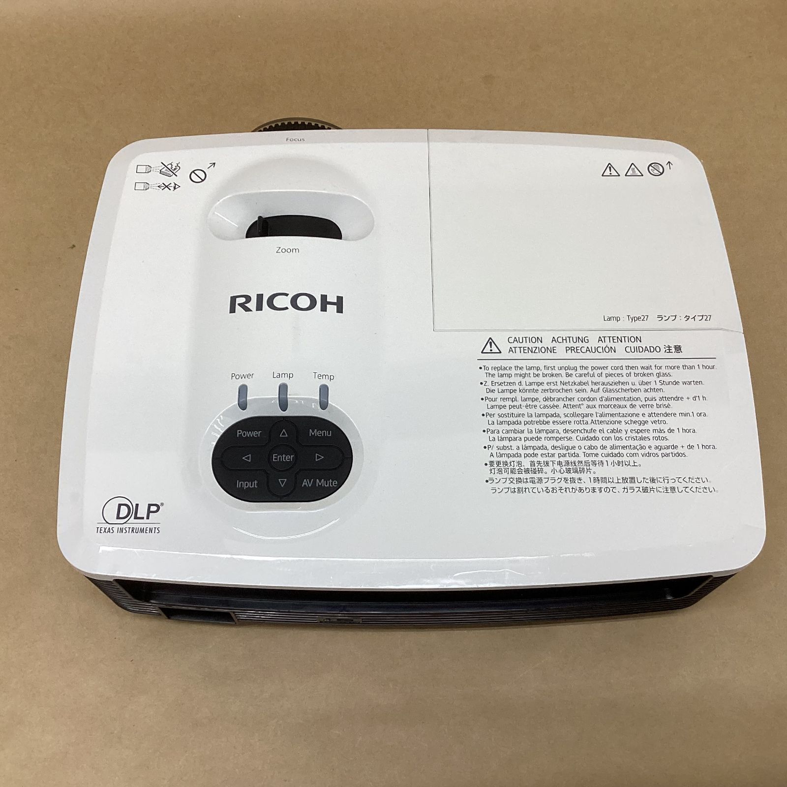 ランプ使用848時間 RICOH プロジェクター PJ S2440 3000ルーメン D-SUB