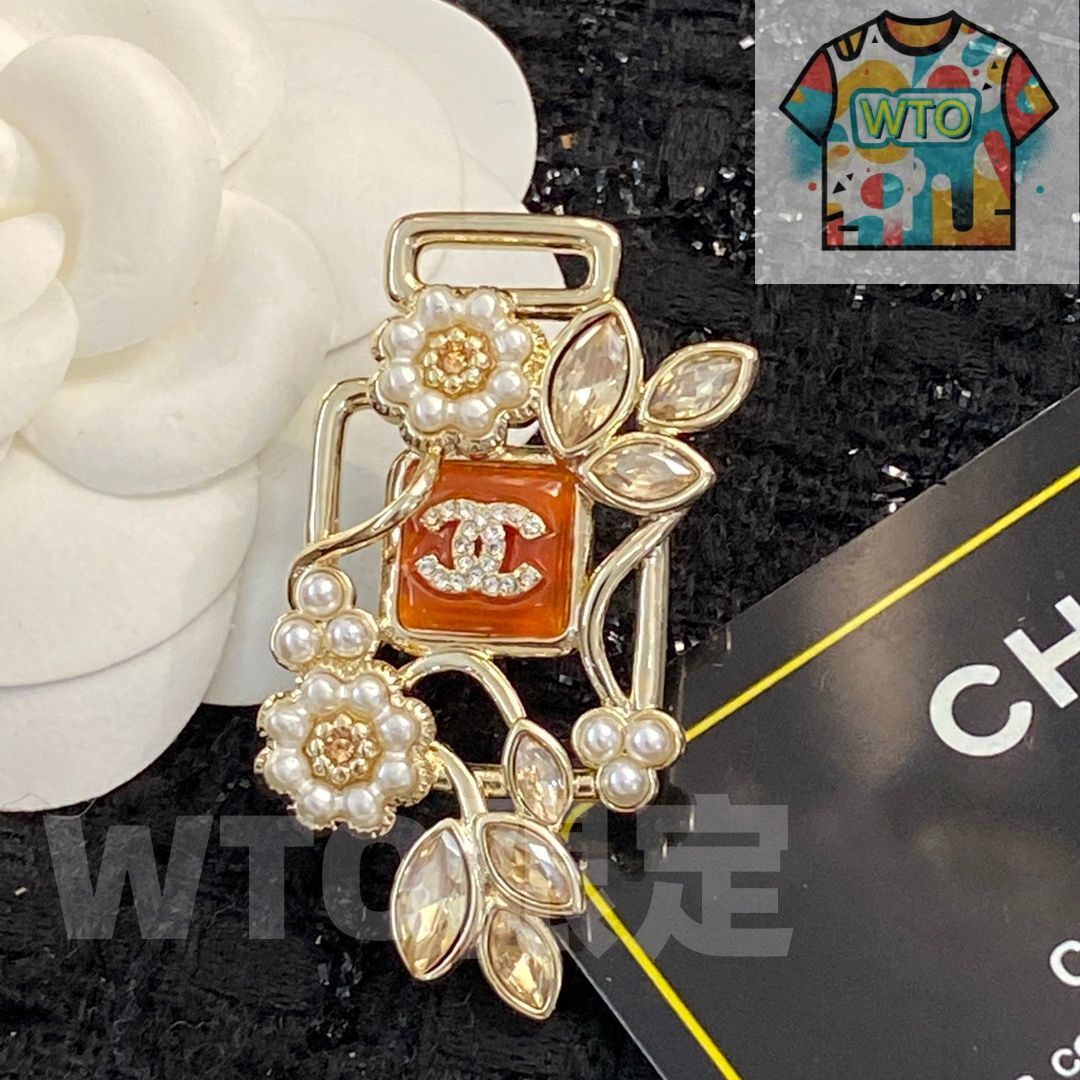 今日特価】CHANEL シャネル 22 年 ハーフパール フラワー ブローチ