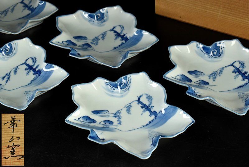 染付　海辺絵　向附　5枚セット　※メルカリのみ出品 明 古染付山水文葉形向付 五客揃 | LYAN ARTS' Collection onlin